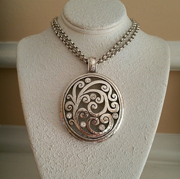 Brighton Jewelry - BEAUTIFUL BRIGHTON NECKLACE!